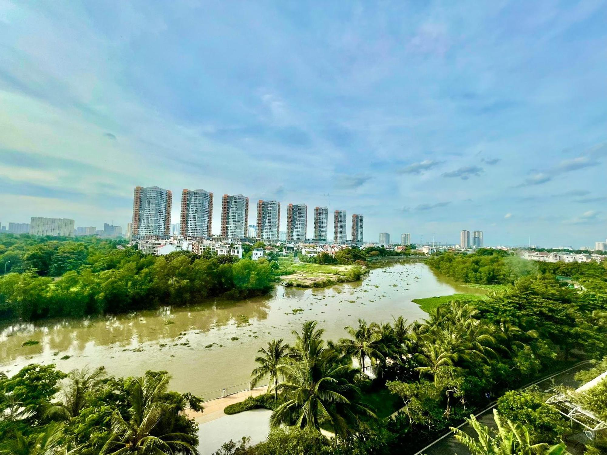 Diamond Island Apartment, Luxury 2-bedroom TP. Hồ Chí Minh